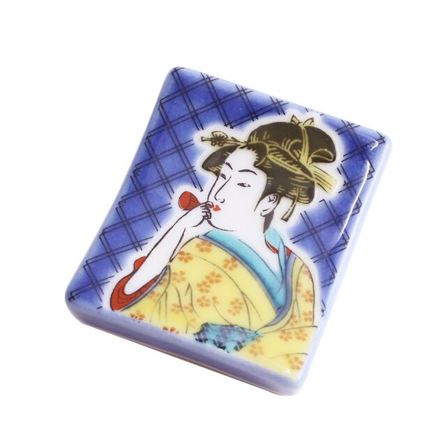 送料無料 日本製 九谷焼 久谷焼 北陸伝統工芸 色絵 磁気 陶器 陶磁器 キッチン雑貨 日用品 カトラリー 箸置き はしおき お洒落 オシャレ 記念日 お祝い 開店祝い 贈り物 プレゼント 芸術 作品 ポーチ付 歌麿 7302-SK25 クリックポスト対応