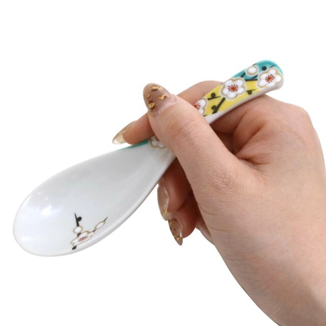 送料無料】日本製 九谷焼/久谷五彩/北陸伝統工芸/ れんげ/ 可愛い