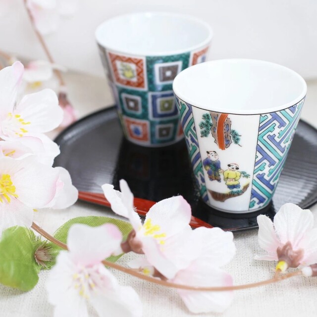 送料無料】日本製 九谷焼 北陸伝統工芸 徳利/とっくり お猪口/おちょこ