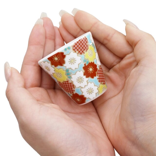 送料無料】日本製 九谷焼 北陸伝統工芸 桜日和 徳利/とっくり お猪口