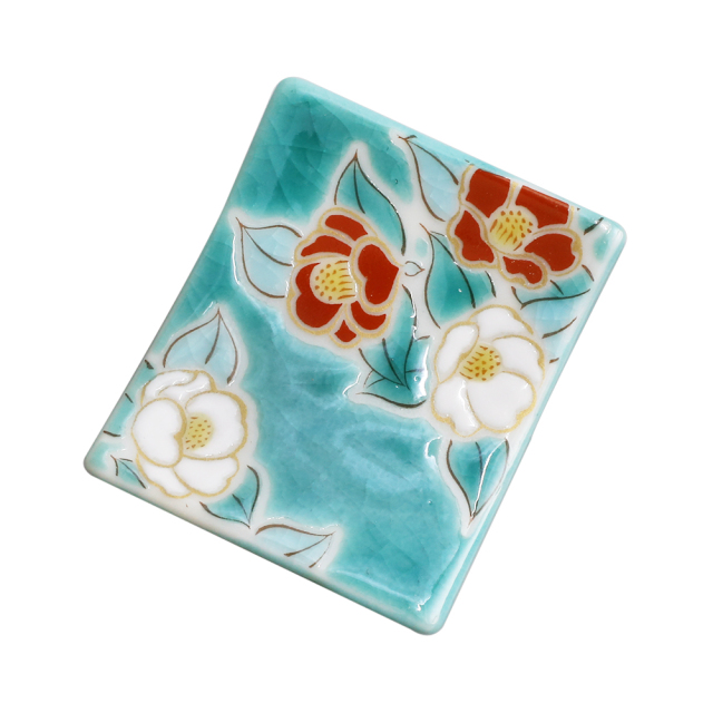 送料無料 日本製 九谷焼 久谷焼 北陸伝統工芸 色絵 磁気 陶器 陶磁器 キッチン雑貨 日用品 カトラリーレスト 箸置き はしおき お洒落 オシャレ 記念日 お祝い 開店祝い 贈り物 プレゼント 芸術 作品 ポーチ付 椿 7543-SK26 クリックポスト対応