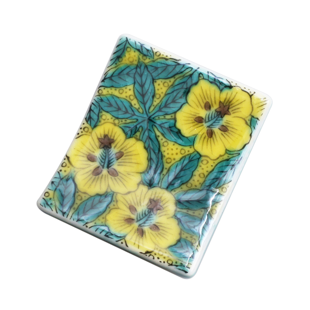 送料無料 日本製 久谷焼 北陸伝統工芸 色絵 磁気 陶器 陶磁器 キッチン雑貨 日用品 カトラリーレスト 箸置き はしおき お洒落 オシャレ 記念日 お祝い 開店祝い 贈り物 プレゼント 芸術 作品 ポーチ付 葵 7545-SK26 クリックポスト対応