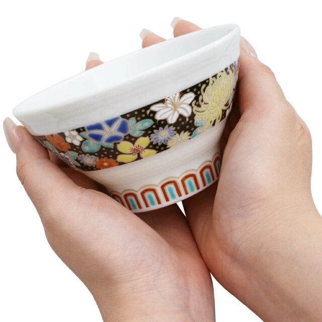 送料無料】日本製 九谷焼 北陸伝統工芸 花詰 お茶碗/茶碗/飯碗/色絵千