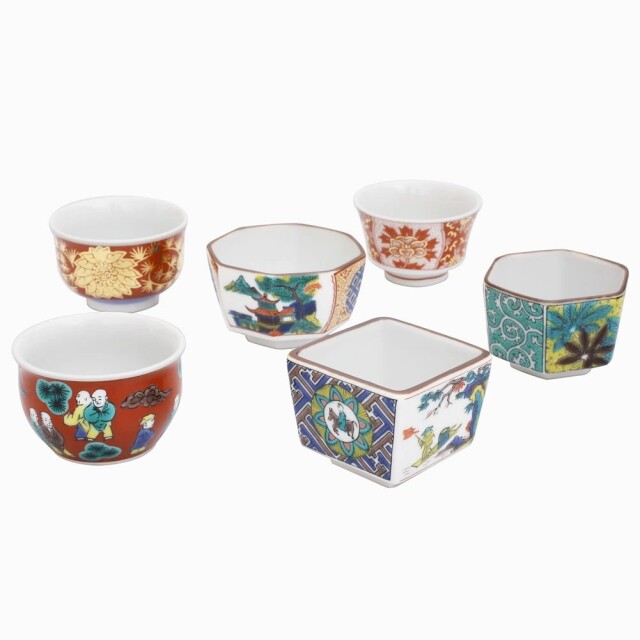 【送料無料】日本製 九谷焼/九谷五彩 磁気/陶器/陶磁器 組盃/酒器/おちょこ 器セット/6点セット 時代画風 古九谷/吉田屋/木米/飯田屋/永楽/庄三 7610-SK26