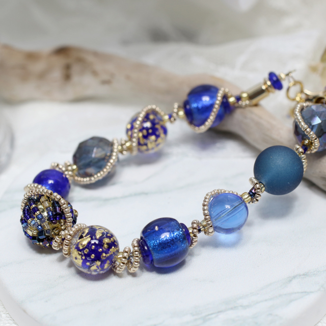 イタリア製＜INES design＞ ピアネータ・ブレスレット ダークブルー　7942-IN19