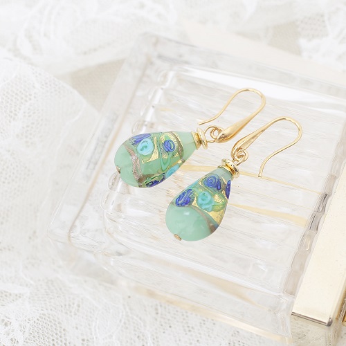 イタリア製 ＜INES design＞ ゴルチェ・ベルデ・ピアス　7960-IN19