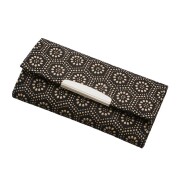 日本製 印伝/INDENYA/印傳屋 キーケース 持ちやすい コンパクト 亀甲 軽量 鹿革/漆 7515-IY25
