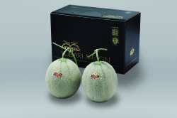 ＜スペシャルボックス（黒）＞【数量限定販売】夕張メロン　特秀品2玉入【送料込み】