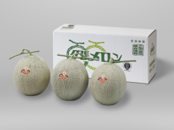 夕張メロン　良品3玉入【送料込み】