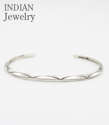 NAVAJO STAMPED SILVER BANGLE Elaine Tahe