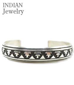 Overlay Silver Bangle Tommy Singer