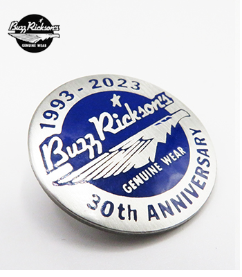 記念バッチ BUZZ RICKSON'S バズリクソンズ 30周年|本七宝|シルバーメッキ