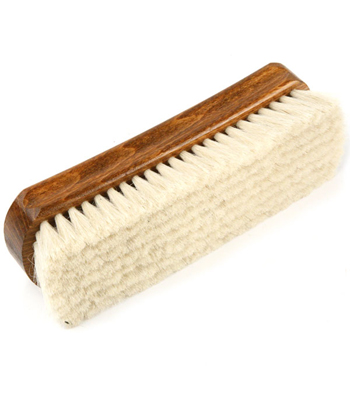 Collonil コロニル 艶やかに仕上げる柔らかく密度の高い山羊ブラシ