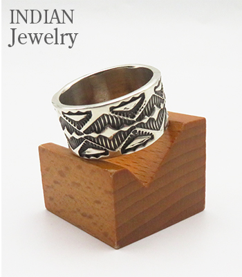 INDIAN JEWELRY ナバホ族|スタンプワーク|リング『Navajo Stampede