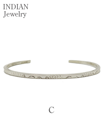 INDIAN JEWELRY ナバホ族|スタンプワーク|バングル『Navajo Stampede