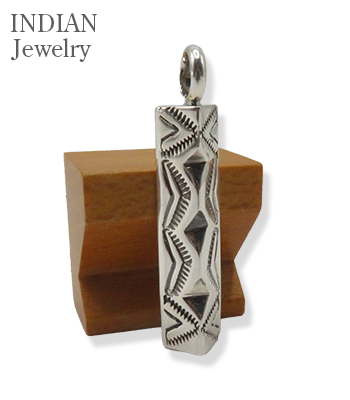 INDIAN JEWELRY ナバホ族|Triangular prism|ペンダントトップ『Navajo