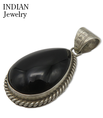 INDIAN JEWELRY ナバホ族|オニキス|ペンダントトップ『Navajo Silver