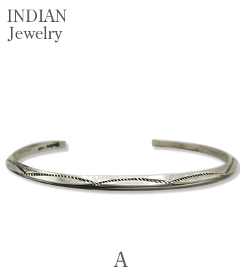 ナバホ族 シルバーバングル sterling tahe シルバー925 ナバホ族 シルバーバングル sterling tahe シルバー925 TAHE