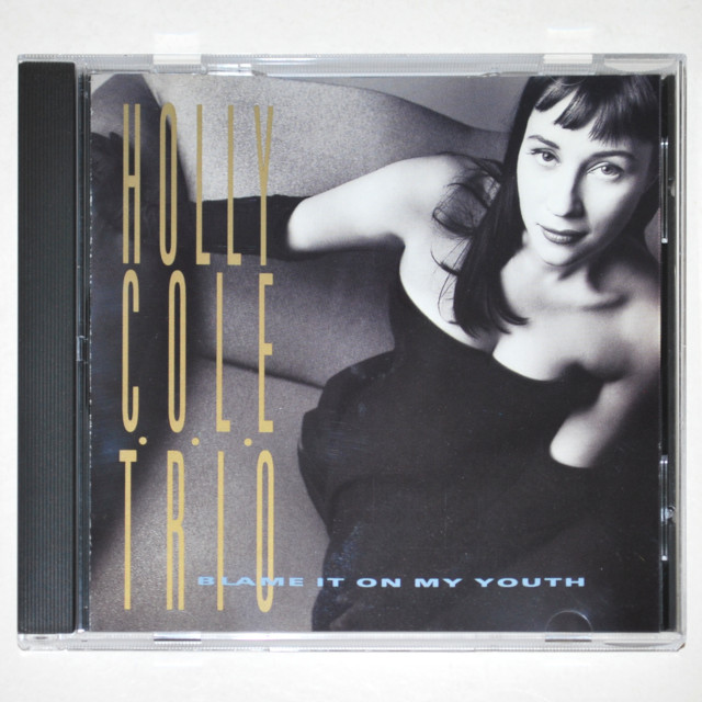 【中古CD／US】ブレイム・イット・オン・マイ・ユース（コーリング・ユー）／ホリー・コール・トリオ