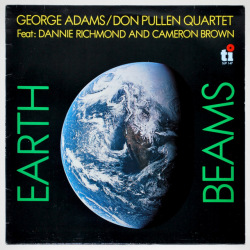 アース・ビームス／ジョージ・アダムス＆ドン・ピューレン（中古LP/NLD初版）