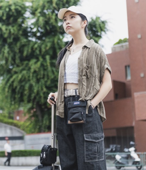 ESSENTIAL CARRYALL （エッセンシャルキャリーオール） BLACK（黒