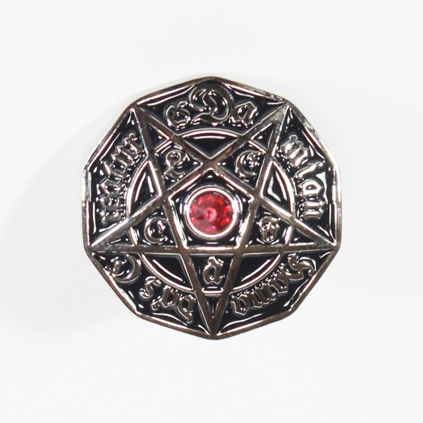 ダミアン D.H.C. ピンズ