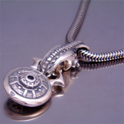 DRAGON HEAD CIRCLE PARAMITA (S) DROP PENDANT