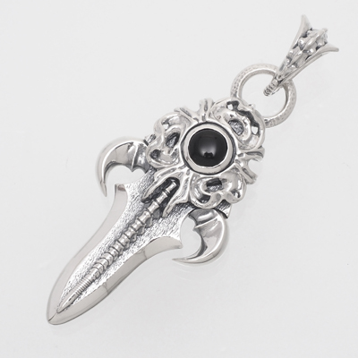 クロウ 手裏剣 円参 ペンダントトップ