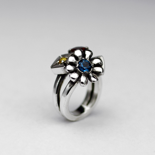 デイジー (DAISY) リング ジョージ ジェンセン》2023年春夏新作コレクション「Daisy」を