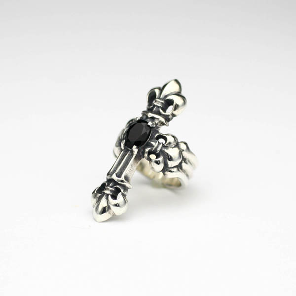 CROSS RING / クロスリング