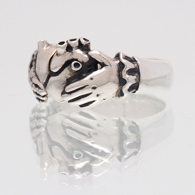 CLADDAGH RING