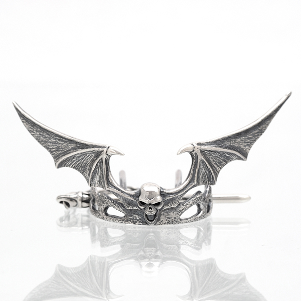 Skull & Bat Wing?Tiara