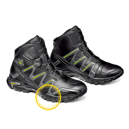 ソール再接着 / ジー・ラウンド