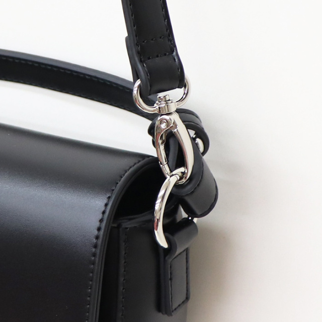 X-girl エックスガール FAUX LEATHER HALF MOON SHOULDER BAG 2WAYバッグ 105241053006