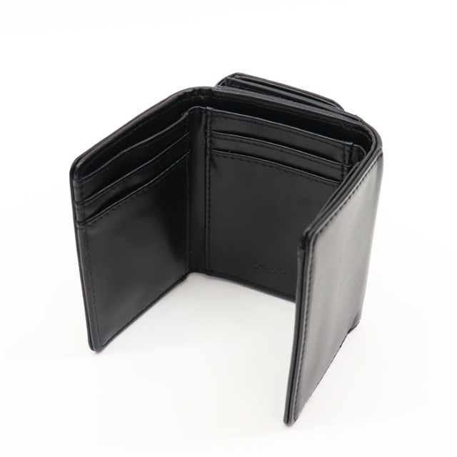 X-girl エックスガール OLD ENGLISH LOGO BUCKLE FAUX LEATHER MINI WALLET 三つ折りウォレット 105244054006