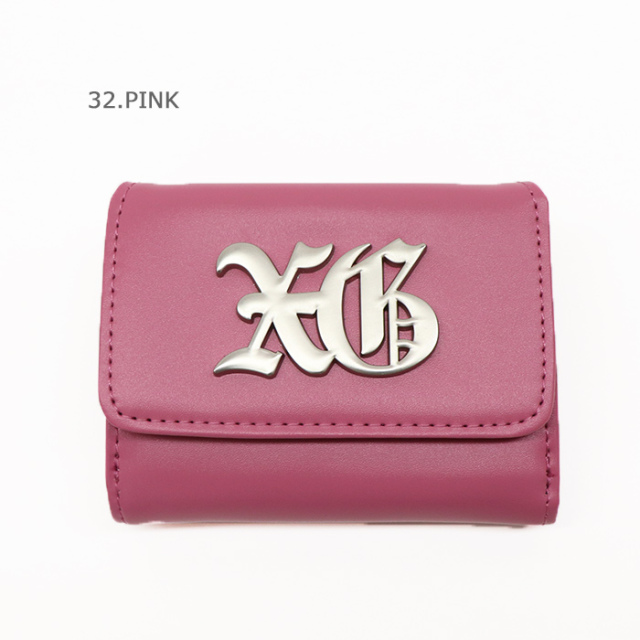 X-girl エックスガール OLD ENGLISH LOGO BUCKLE FAUX LEATHER MINI WALLET 三つ折りウォレット 105244054006