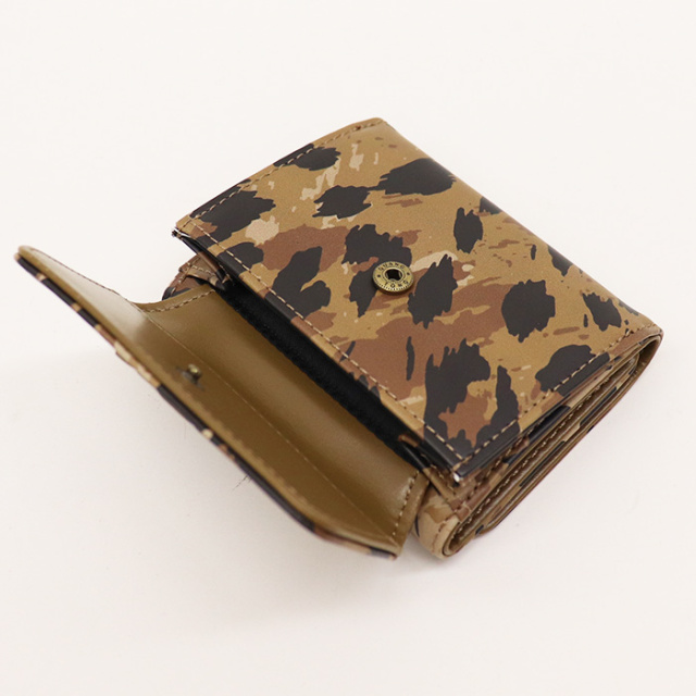 X-girl エックスガール MILLS LOGO FAUX LEATHER MINI WALLET 三つ折りウォレット 105253054012