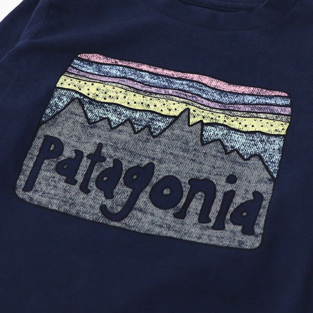 patagonia パタゴニア キッズ ・ベビー・ロングスリーブ・フィッツロイ・スカイズ・Tシャツ60374