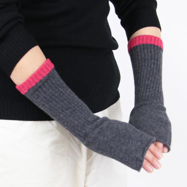 ROBERT MACKIE ロバートマッキー フィンガーレス手袋 スマートフォン