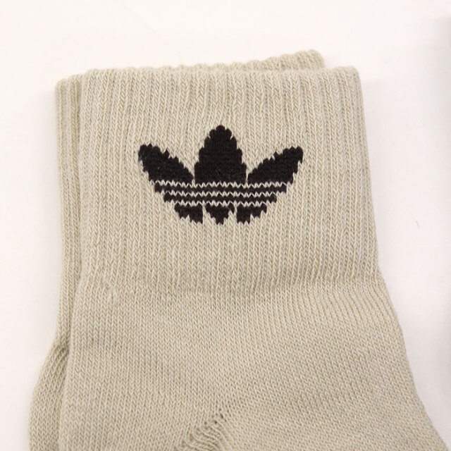 adidas,アディダス,キッズソックス,IXQ43