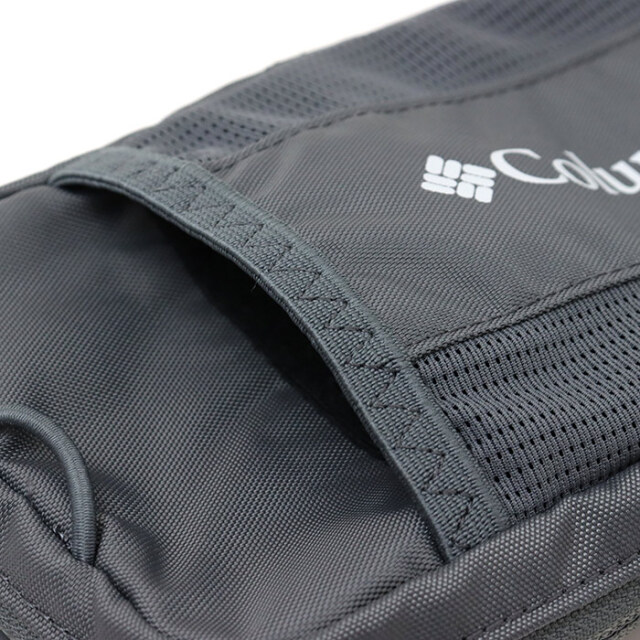 Columbia コロンビア Wildwood Pouch ワイルドウッドポーチ PU2613