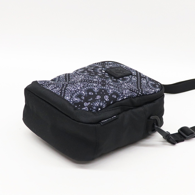 Columbia コロンビア Niobe™ Square Mini Shoulder ナイオベヒップバッグスクエアミニショルダー PU8644