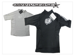 ラッシュガード９６！ ショート