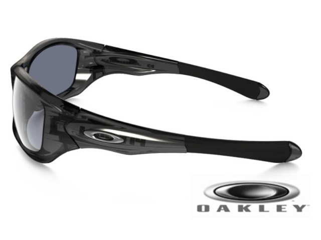 OAKLEY サングラス PIT BULL 9161-12 USA直輸入正規品！