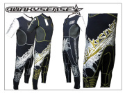 ウェットスーツ