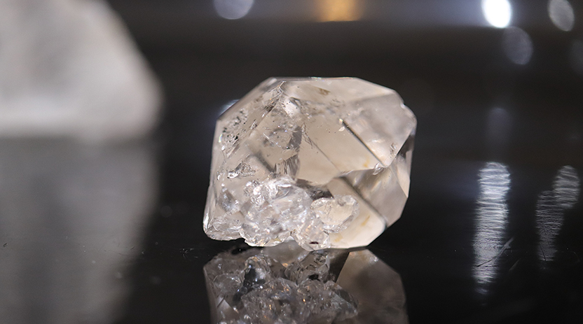 ハーキマーダイヤモンド（水入り）