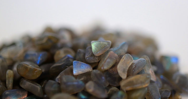 さざれ　ラブラドライト