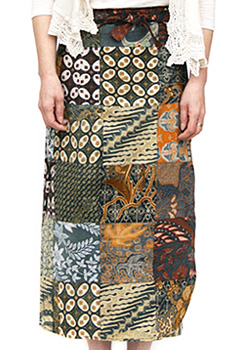 スカート■バテックパッチワーク　巻きスカート（ブラック）