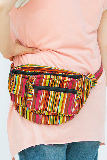 ストライプ柄ウェストポーチ（レッド系）