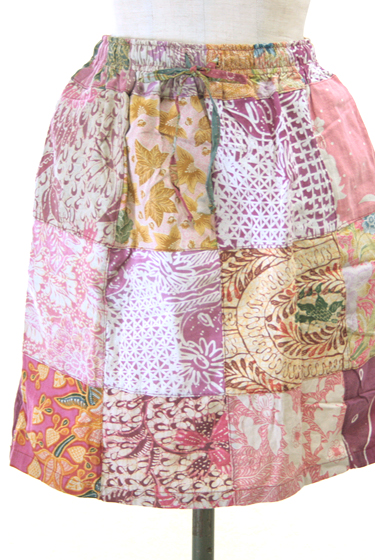 バティック古布パッチワークスカート（ピンク）